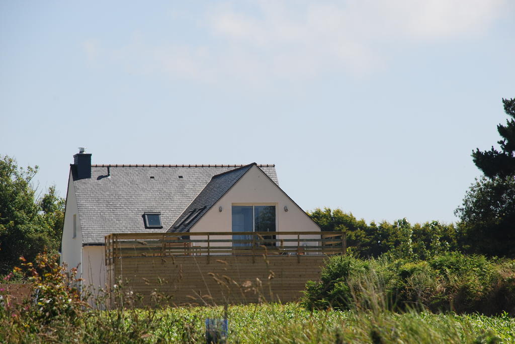 Roulotte Gites O Bien-Etre Massage Spa Sejour Bien-Etre En Hebergement Insolite Roulotte Karantez Ou En Gites Melon Ou Yock A 800 M Des Plages Maison D'Hote Drogou Porspoder Room photo